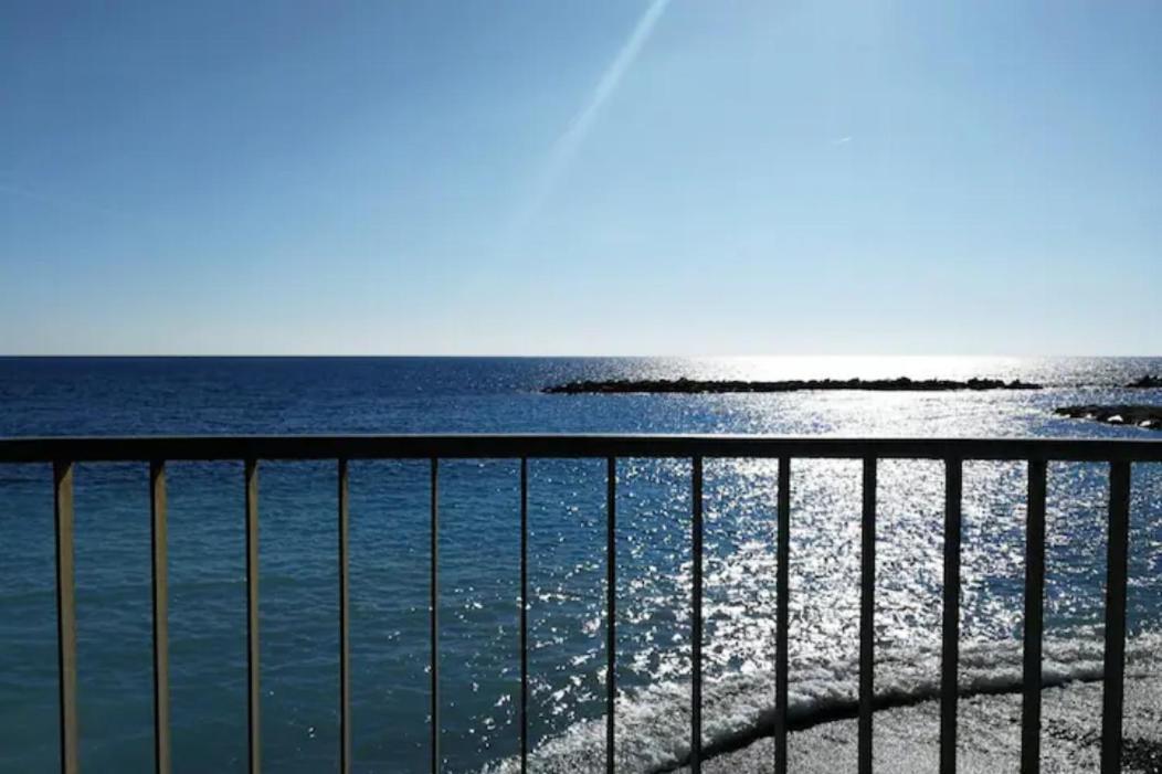 Rosa Centralissimo Sanremo Esterno foto